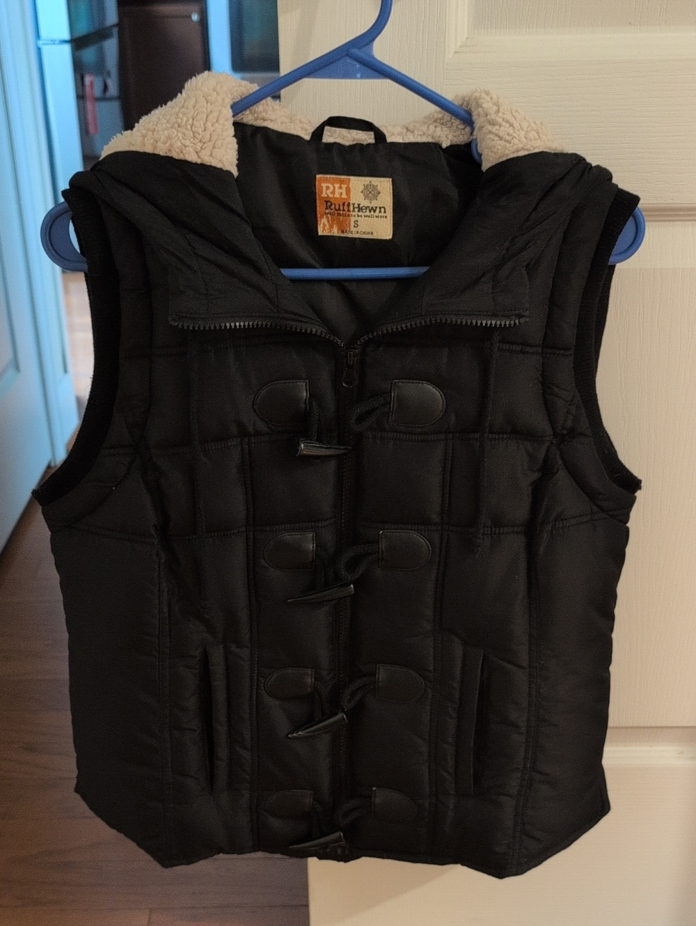 Ruff Hewn Black Puffer Vest with Cream Sherpa Hood